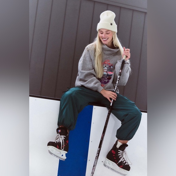 NWT FREE PEOPLE MOVEMENT On Your Mark Logo Mock Neck Pullover | Grey MSRP $148 S - Picture 3 of 14